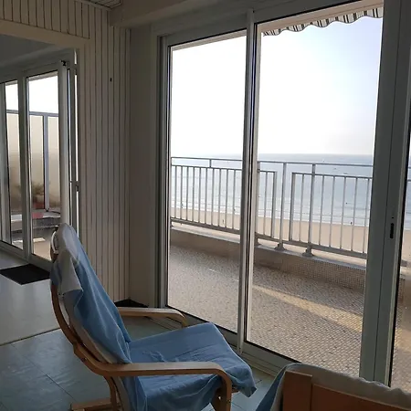 Le Miramar - 1 Etoile Face 아파트 *