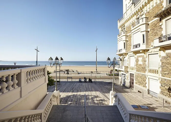 Le Miramar 1 Etoile Face *